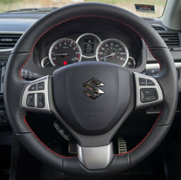 SUZUKI 08 Steering wheel cover