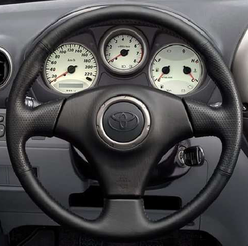 TOYOTA 24 Steering wheel cover