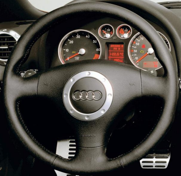 AUDI 02 Steering Wheel Cover