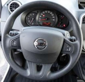 NISSAN 26 Steering Wheel Cover