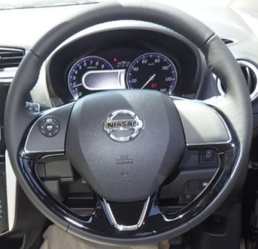 NISSAN 30 Steering Wheel Cover