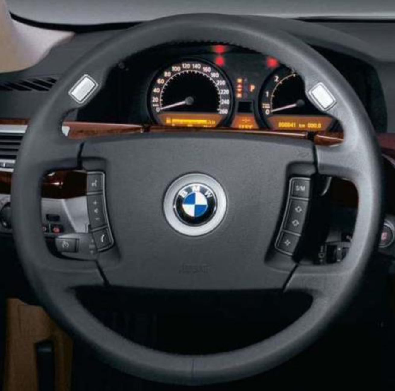 BMW 06 Steering wheel cover