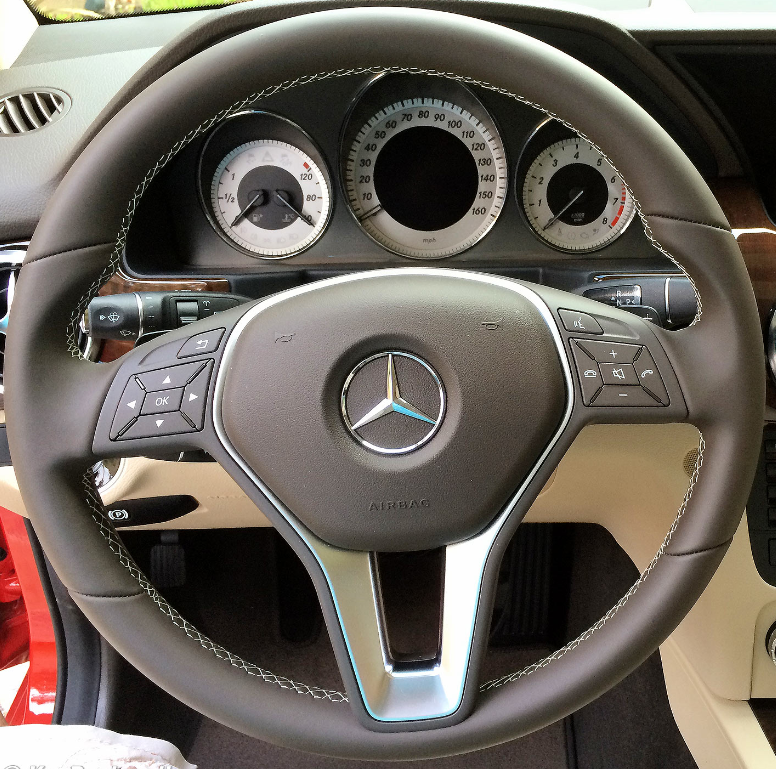 MERCEDES 07 Steering wheel cover