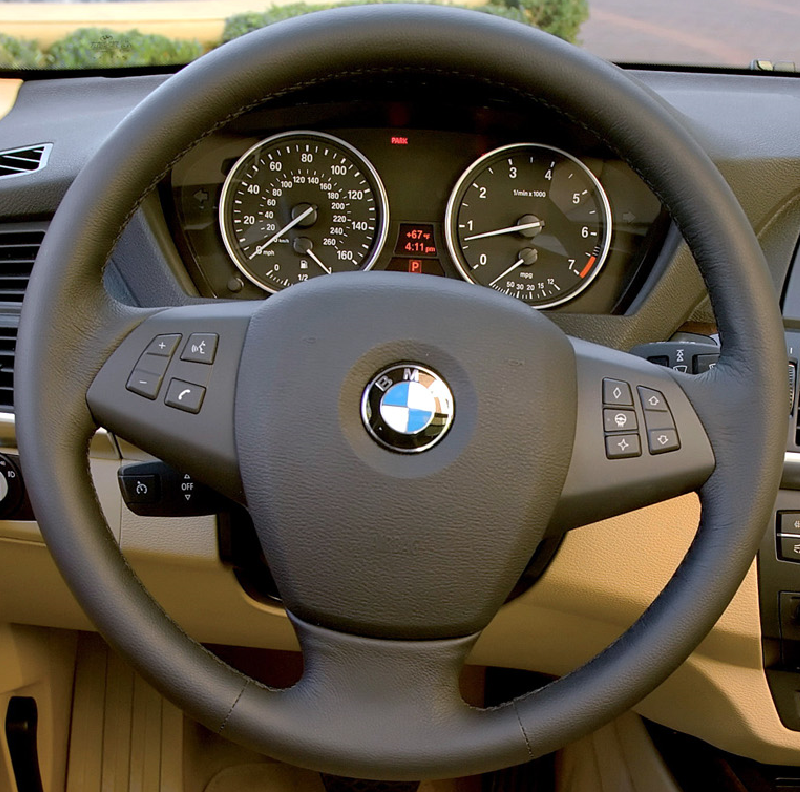 BMW 19 Steering wheel cover