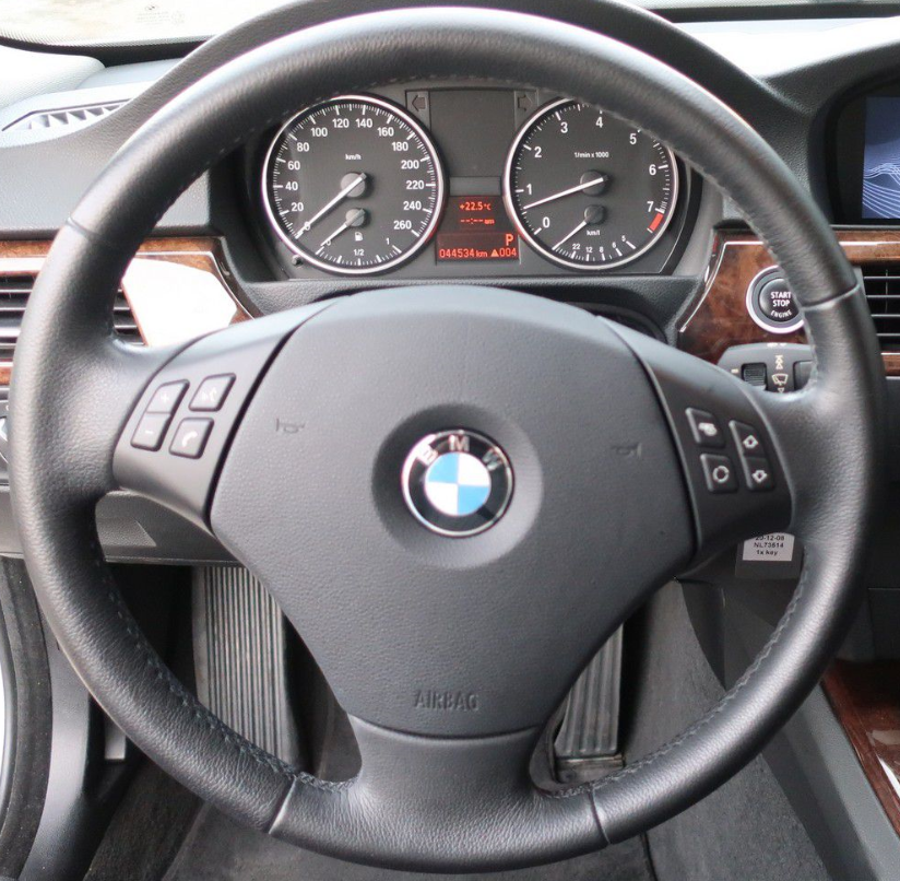 BMW 21 Steering wheel cover