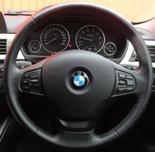 BMW 08 Steering wheel cover