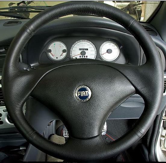 FIAT 04 Steering wheel cover