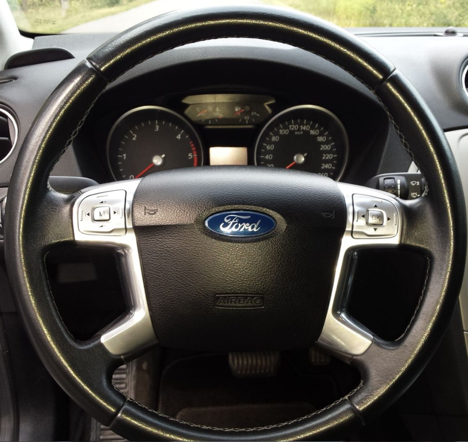 FORD 05 Steering wheel cover