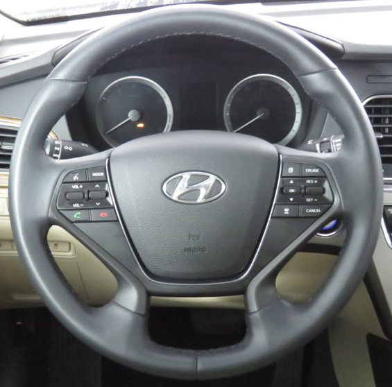 HYUNDAI 16 Steering wheel cover