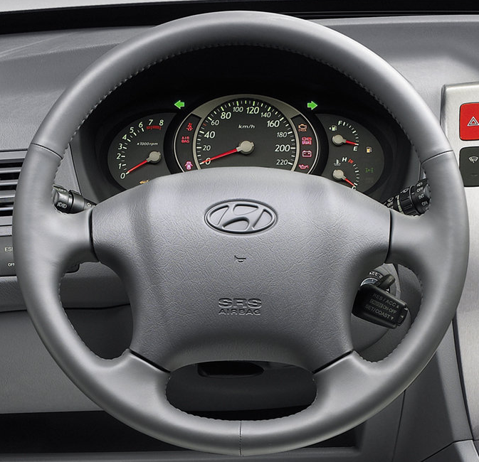 HYUNDAI 05 Steering wheel cover