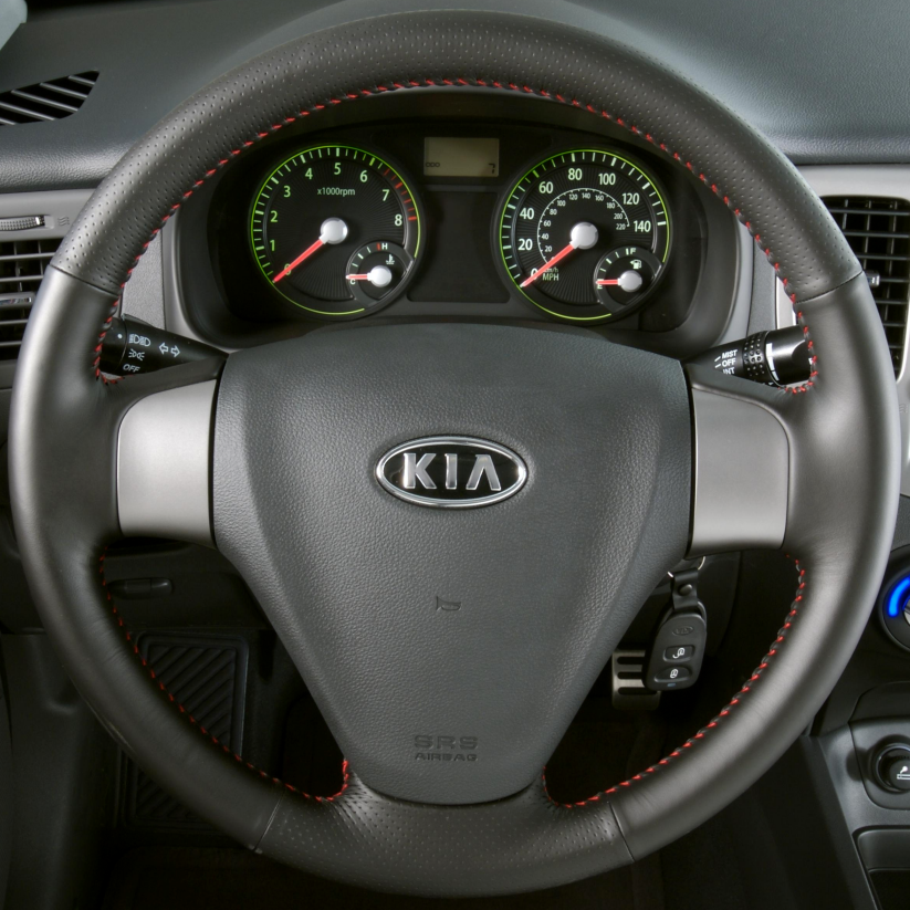 KIA 08 Steering wheel cover