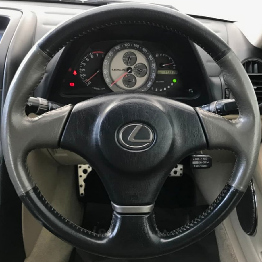 LEXUS 09 Steering wheel cover