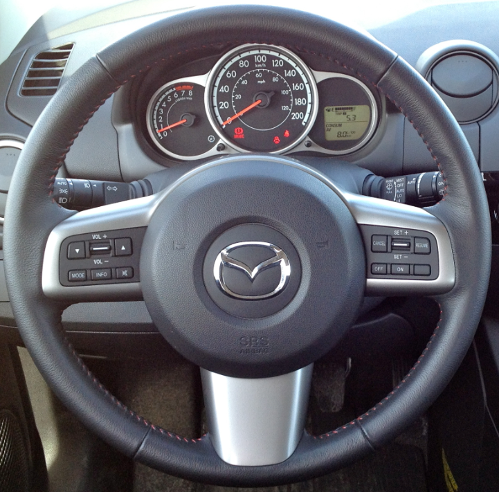 MAZDA 07 Steering wheel cover