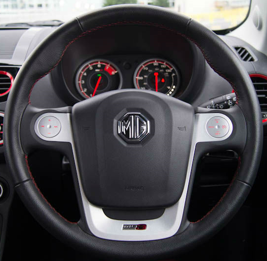 MG 01 Steering wheel cover