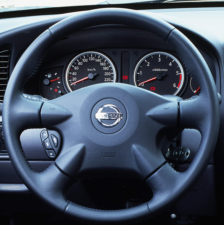 NISSAN 01 Steering wheel cover