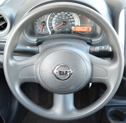 NISSAN 11 Steering wheel cover