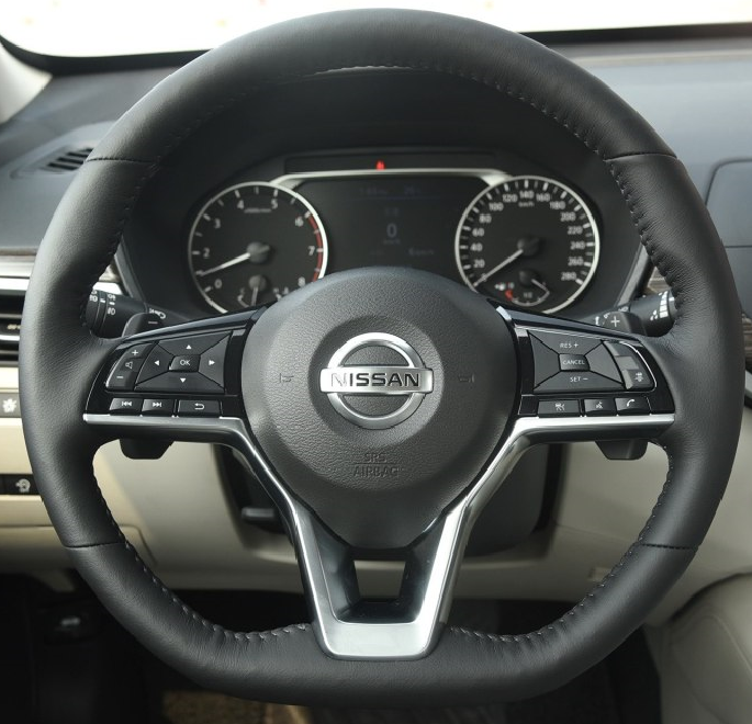 NISSAN 16 Steering wheel cover