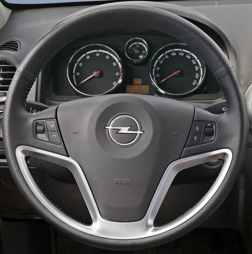 OPEL 03 Steering wheel cover