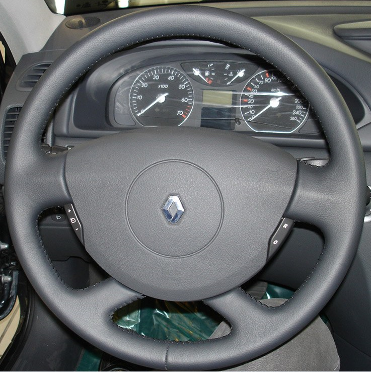 RENAULT 10 Steering wheel cover