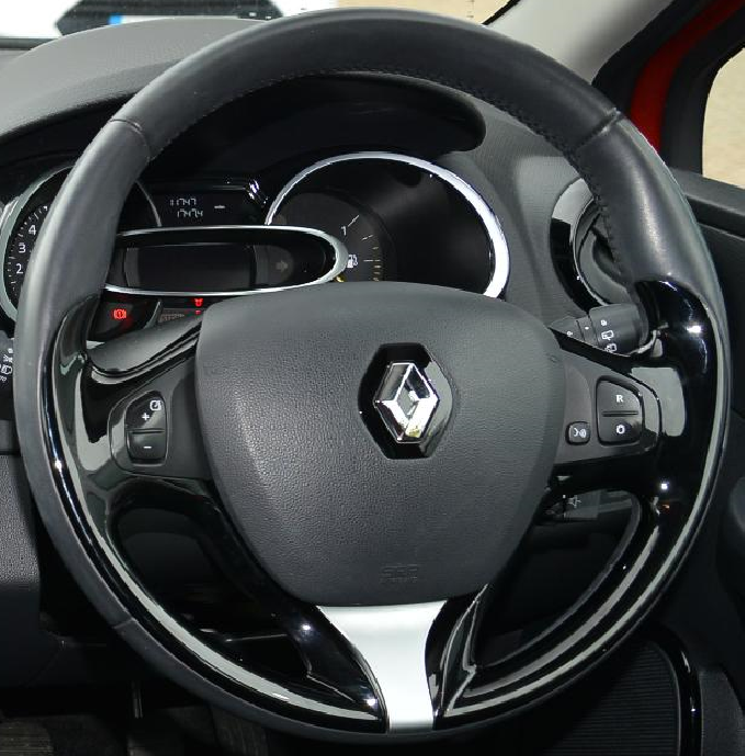 RENAULT 07 Steering wheel cover