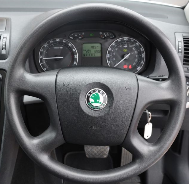 SKODA 01 Steering wheel cover