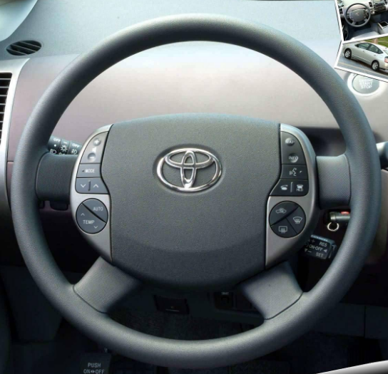 TOYOTA 27 Steering wheel cover