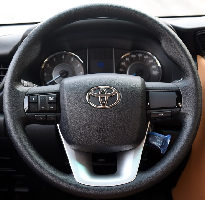 TOYOTA 39 Steering wheel cover